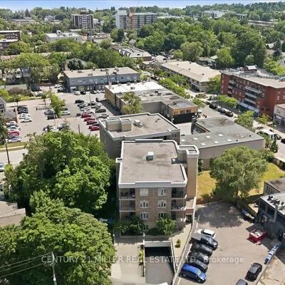 70,&nbsp;Stewart, 1002 - CO Central, Oakville