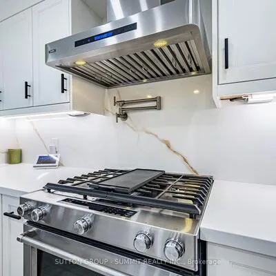 1270,&nbsp;Gainsborough, 1005 - FA Falgarwood, Oakville