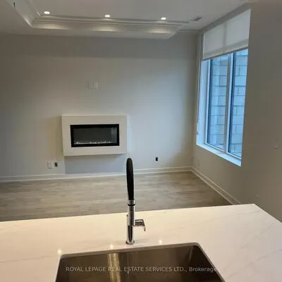 123,&nbsp;Maurice, 1002 - CO Central, Oakville