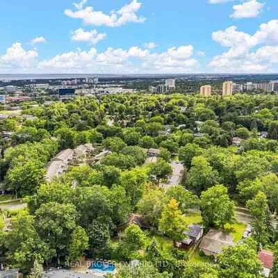 1270,&nbsp;Gainsborough, 1005 - FA Falgarwood, Oakville