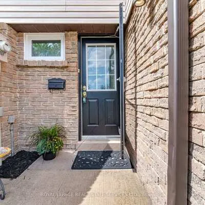 2411,&nbsp;Sovereign, 1001 - BR Bronte, Oakville