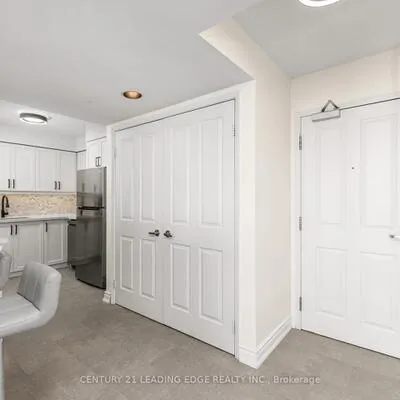 2199,&nbsp;Sixth, 1015 - RO River Oaks, Oakville