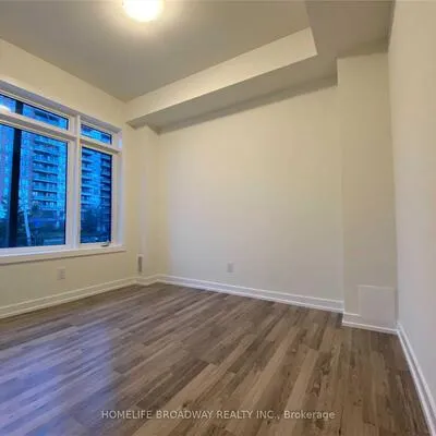 370, Red Maple, Langstaff, Richmond Hill