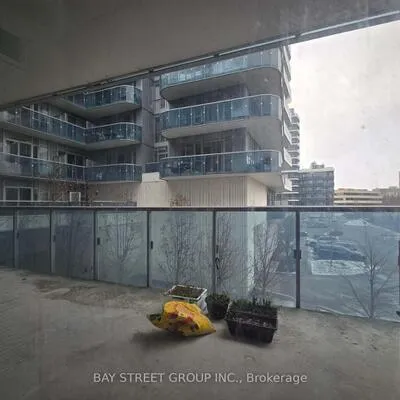 9471, Yonge, Observatory, Richmond Hill