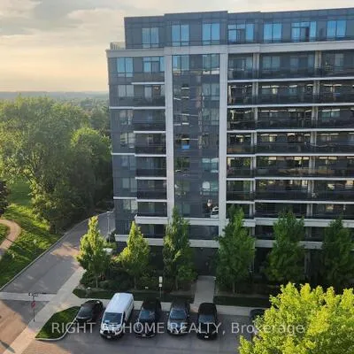 372,&nbsp;Highway 7, Doncrest, Richmond Hill