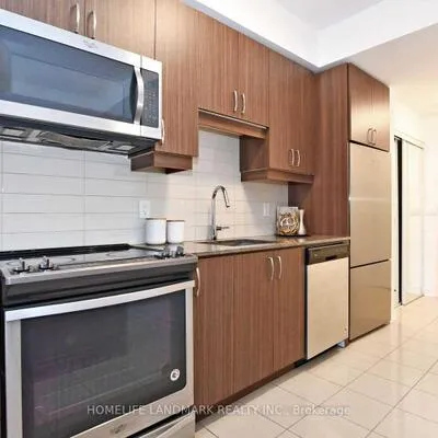 9201,&nbsp;Yonge, Langstaff, Richmond Hill