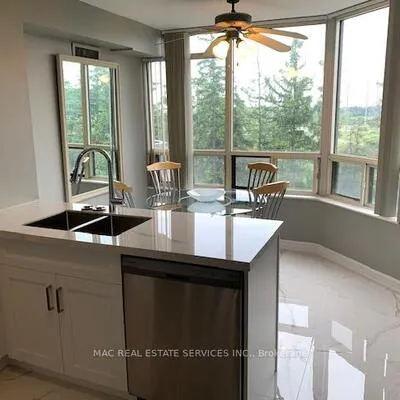8501,&nbsp;Bayview, Doncrest, Richmond Hill
