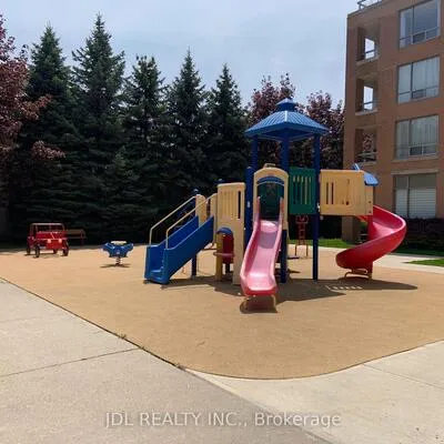 19,&nbsp;NORTHERN HEIGHTS, Langstaff, Richmond Hill