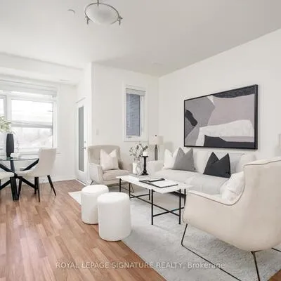370,&nbsp;Red Maple, Langstaff, Richmond Hill