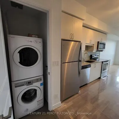 9201,&nbsp;Yonge, Langstaff, Richmond Hill