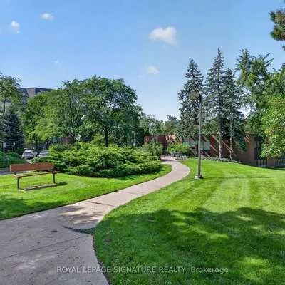 50,&nbsp;Baif, North Richvale, Richmond Hill