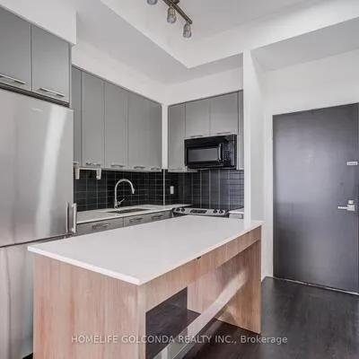 9471, Yonge, Observatory, Richmond Hill