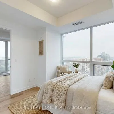 9201, Yonge, Langstaff, Richmond Hill