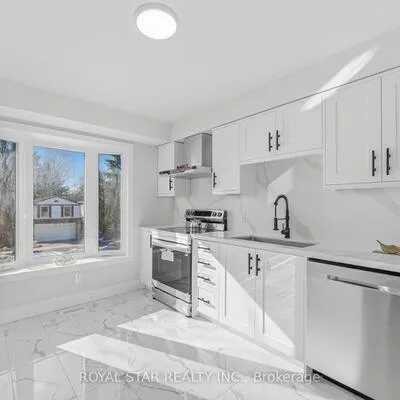 11, Plaisance, North Richvale, Richmond Hill