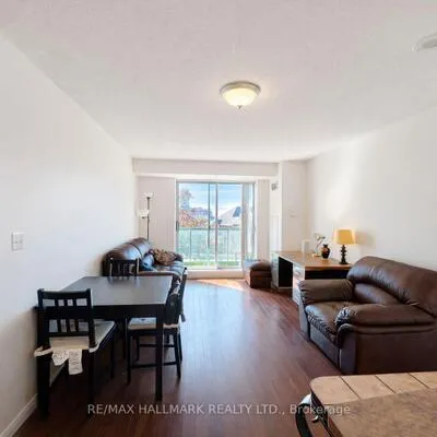 3,&nbsp;Ellesmere, Langstaff, Richmond Hill