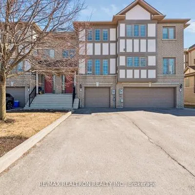 8909,&nbsp;BATHURST, South Richvale, Richmond Hill