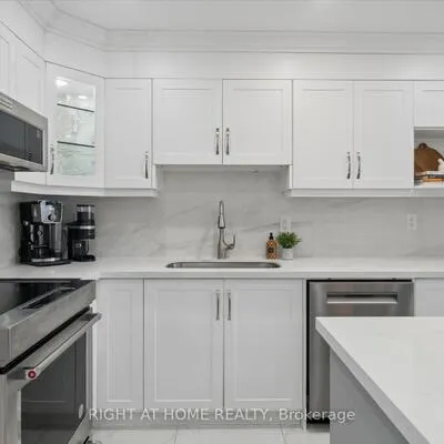 70,&nbsp;Baif, North Richvale, Richmond Hill