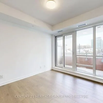 8888,&nbsp;Yonge, South Richvale, Richmond Hill