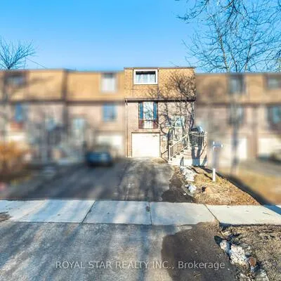 11,&nbsp;Plaisance, North Richvale, Richmond Hill