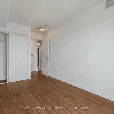 185,&nbsp;Oneida, Langstaff, Richmond Hill