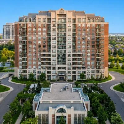 330,&nbsp;Red Maple, Langstaff, Richmond Hill