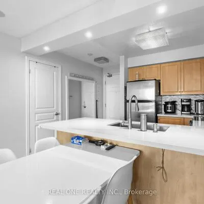 310,&nbsp;Red Maple, Langstaff, Richmond Hill