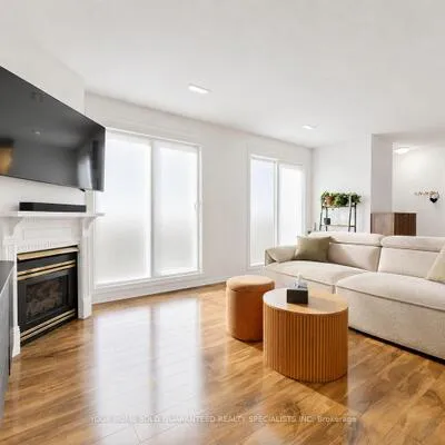 75,&nbsp;Weldrick, Observatory, Richmond Hill
