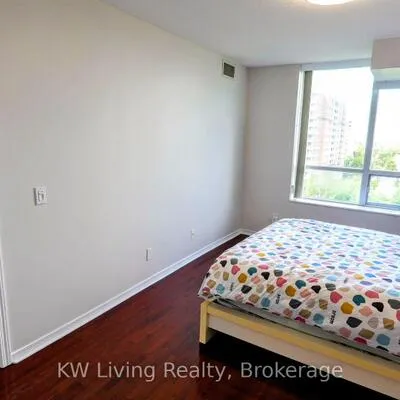 330,&nbsp;Red Maple, Langstaff, Richmond Hill