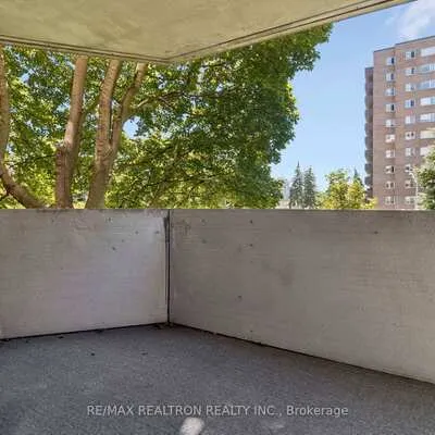 40,&nbsp;Baif, North Richvale, Richmond Hill