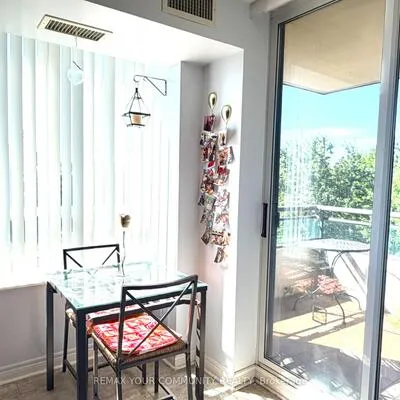 330,&nbsp;Red Maple, Langstaff, Richmond Hill