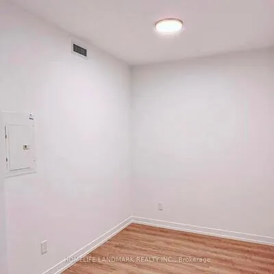 771,&nbsp;Yonge, Rosedale-Moore Park, Toronto