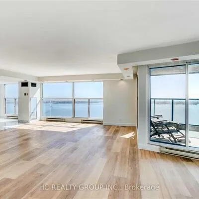 99,&nbsp;Harbour, Waterfront Communities C1, Toronto