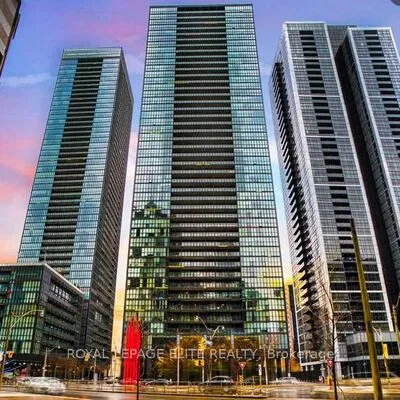 110,&nbsp;Charles, Church-Yonge Corridor, Toronto