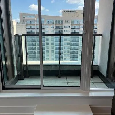 310,&nbsp;Tweedsmuir, Forest Hill South, Toronto