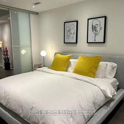 399,&nbsp;Adelaide, Waterfront Communities C1, Toronto