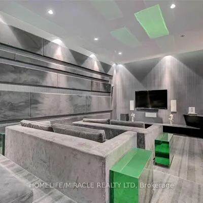 352, Front, Waterfront Communities C1, Toronto