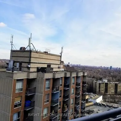 8, Scollard, Annex, Toronto