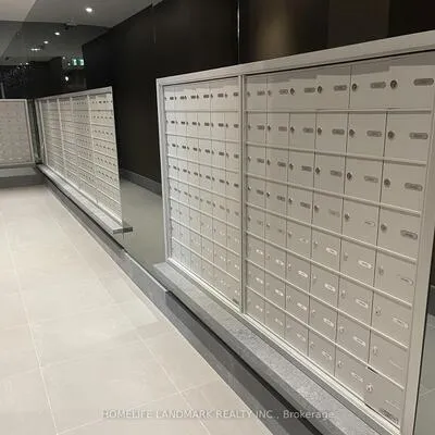 8, Widmer, Waterfront Communities C1, Toronto