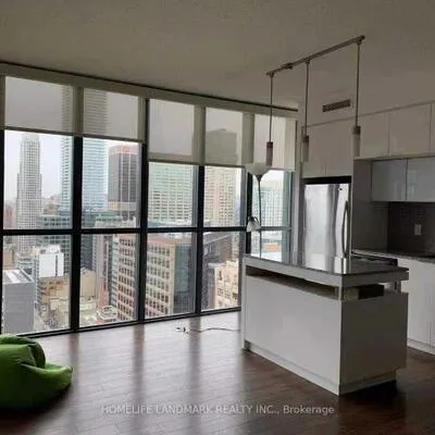 110,&nbsp;Charles, Church-Yonge Corridor, Toronto