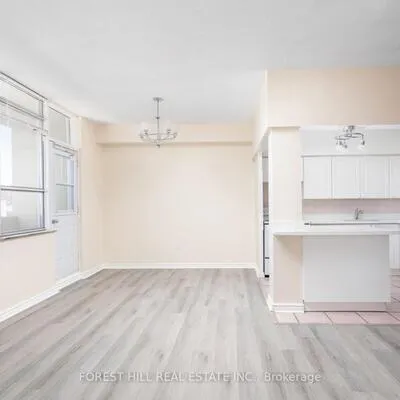 34,&nbsp;Walmer, Annex, Toronto