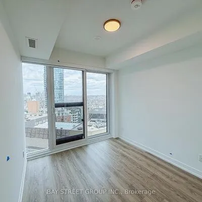 771,&nbsp;Yonge, Rosedale-Moore Park, Toronto