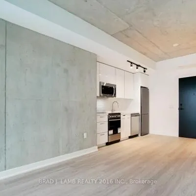 284,&nbsp;King, Moss Park, Toronto