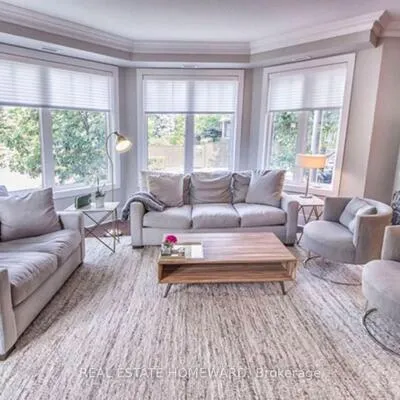 111A,&nbsp;Bernard, Annex, Toronto