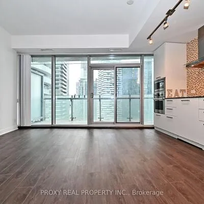 12,&nbsp;York, Waterfront Communities C1, Toronto