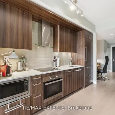 3018,&nbsp;Yonge, Lawrence Park South, Toronto