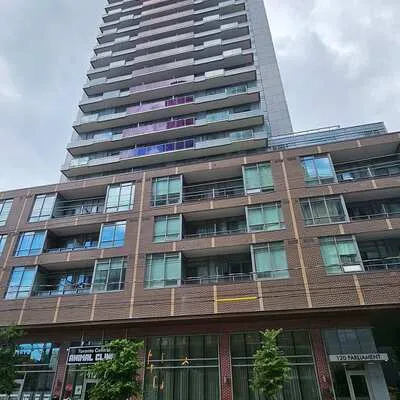 120,&nbsp;Parliament, Moss Park, Toronto