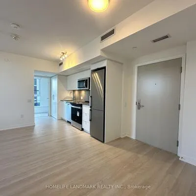 500,&nbsp;Wilson, Clanton Park, Toronto