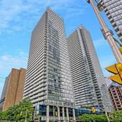37,&nbsp;grosvenor, Bay Street Corridor, Toronto