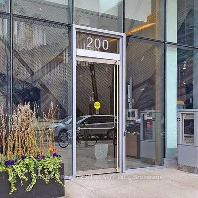 200,&nbsp;Bloor, Annex, Toronto