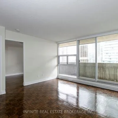 33,&nbsp;Isabella, Church-Yonge Corridor, Toronto